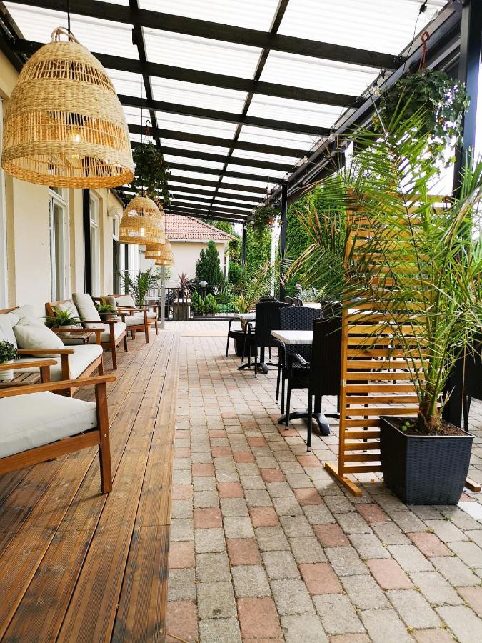 Asby Hotell Hallstahammar Ngoại thất bức ảnh