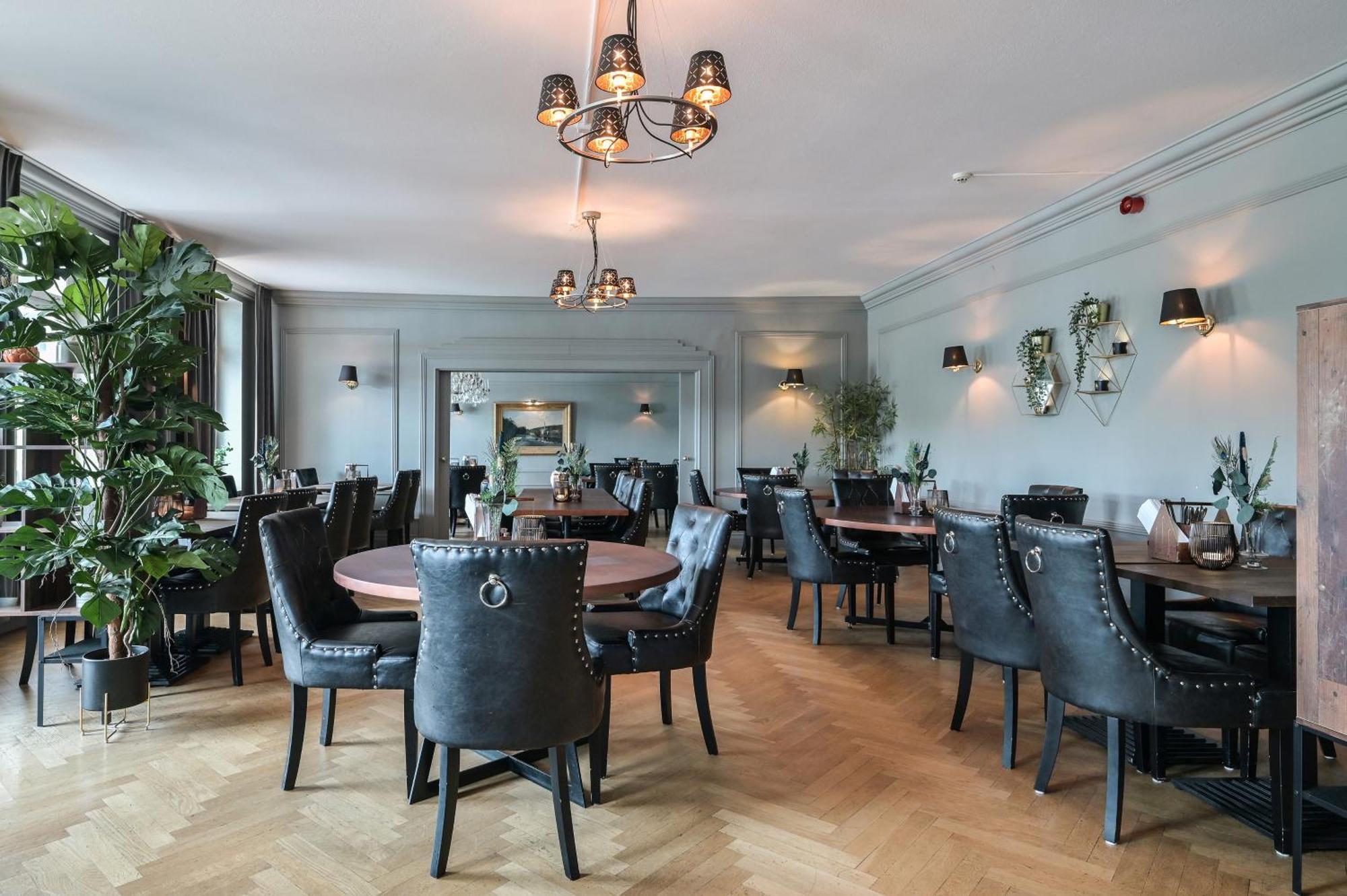 Asby Hotell Hallstahammar Ngoại thất bức ảnh
